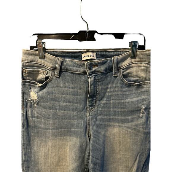 STUDIO BLUE Women's Mid Rise Raw Hem Distressed Crop Denim Jeans Size 31 Blue - Picture 2 of 6